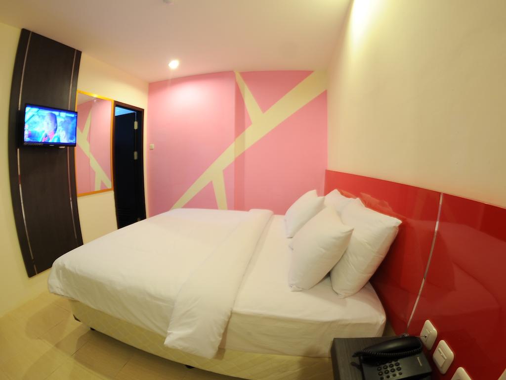 Quin Centro Hotel Palembang Luaran gambar